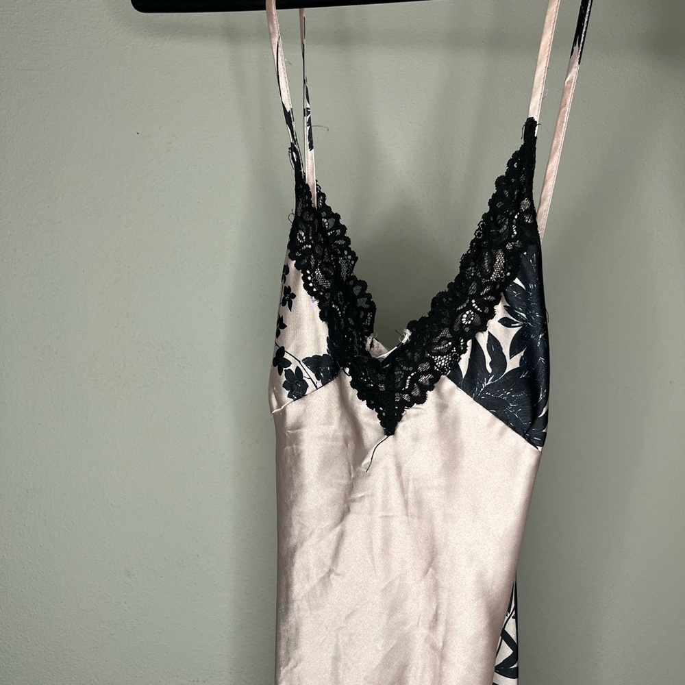 SHEIN Black and Cream Floral Lace Slip
